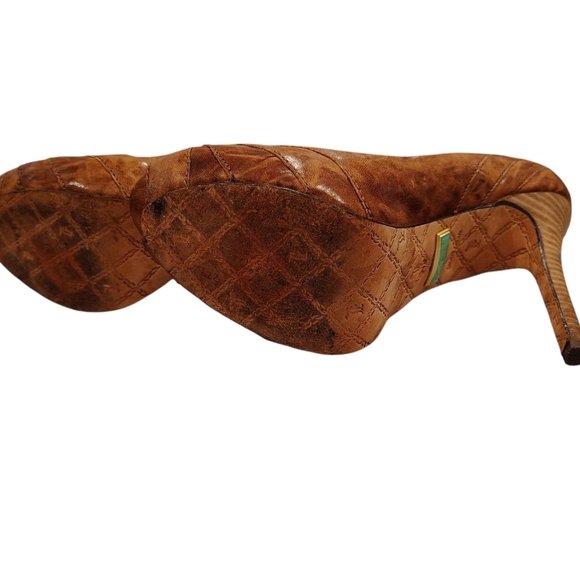 L.A.M.B. Leather Peep Toe Camel Stitched Stiletto Heels Classic Size 8m EUC - Picture 7 of 9